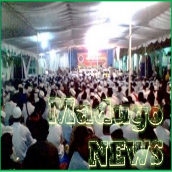 Ribuan Jama’ah tumpah ruah bersholawat di Halaman SMK Ma’arif 2 Gombong