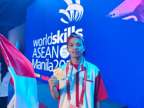 Dari Madugo ke Panggung ASEAN: Kisah Dika Yuana Rahman Raih Medali Perunggu dalam WorldSkills ASEAN Manila 2025 Dari Madugo ke Panggung ASEAN: Kisah Dika Yuana Rahman Raih Medali Perunggu dalam WorldSkills ASEAN Manila 2025