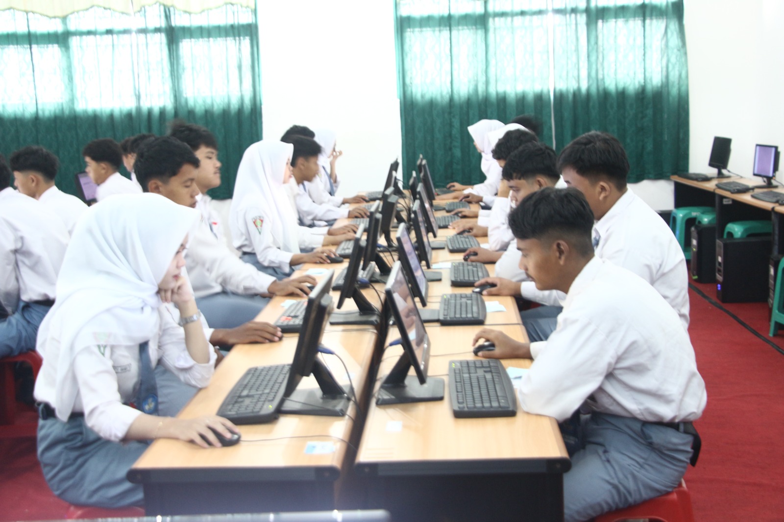 Ukur Kesiapan Akademik, Murid Kelas XII SMK Ma’arif 2 Gombong Jalani Tes Kemampuan Akademik (TKA) 2025