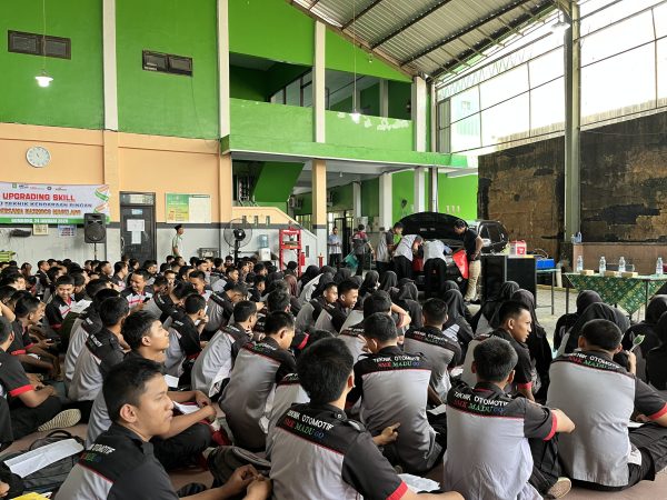 DARI MUJAHADAH HINGGA PRA-UKK, YUK INTIP PERSIAPAN RANGKAIAN UJIAN MURID KELAS XII SMK MA'ARIF 2 GOMBONG